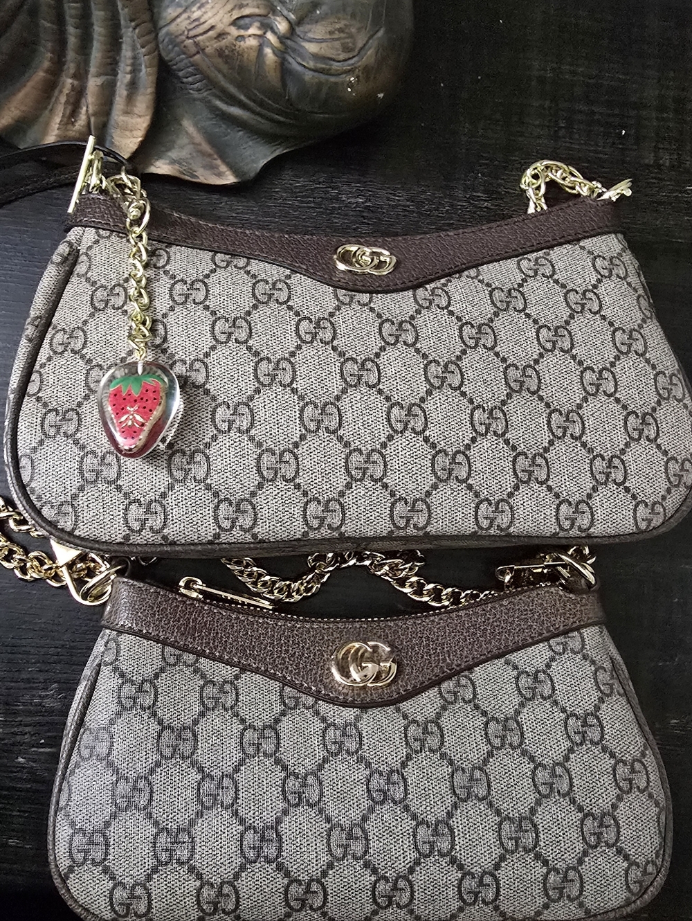 Gucci Beige/Brown GG Supreme Canvas Crossbody with Green-Red Strap - Picture 15 of 16